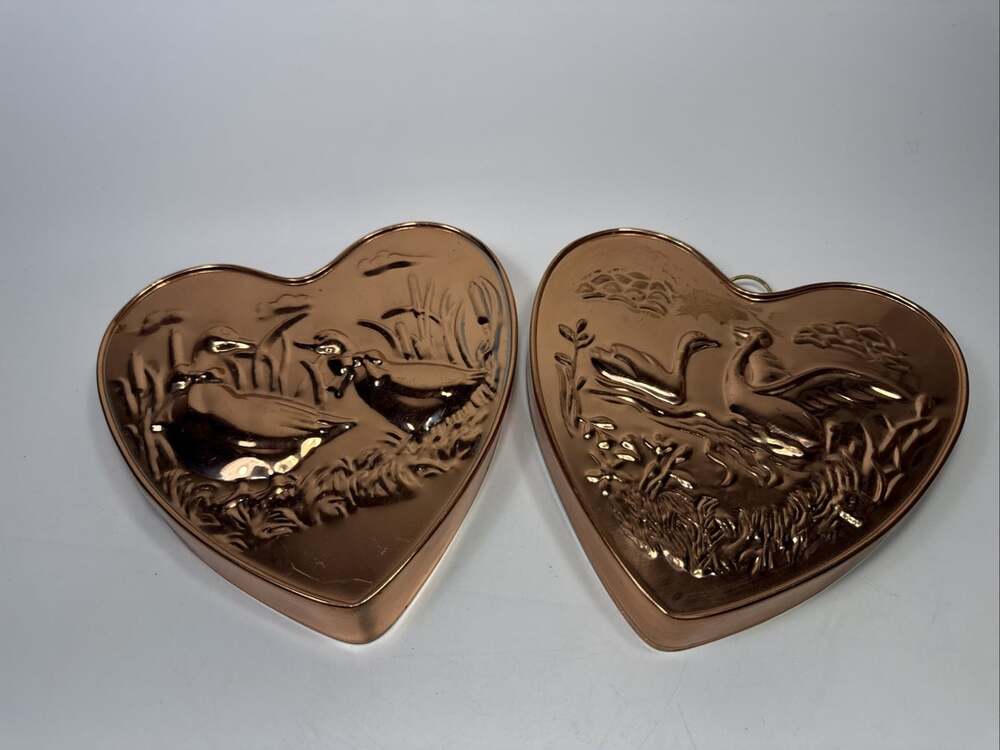 Vtg 1970s/80 Pair Of Copper Mold Geese Wall Decor 8x7.5" Cottage Core Goose C3
